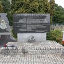 Ożarów Maz Cmentarz wojenny z II wojny światowej 3